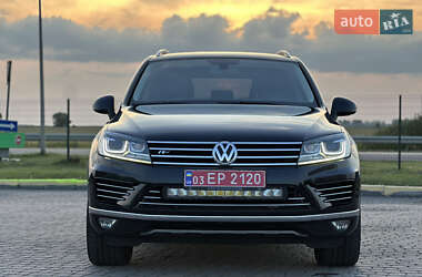 Внедорожник / Кроссовер Volkswagen Touareg 2016 в 