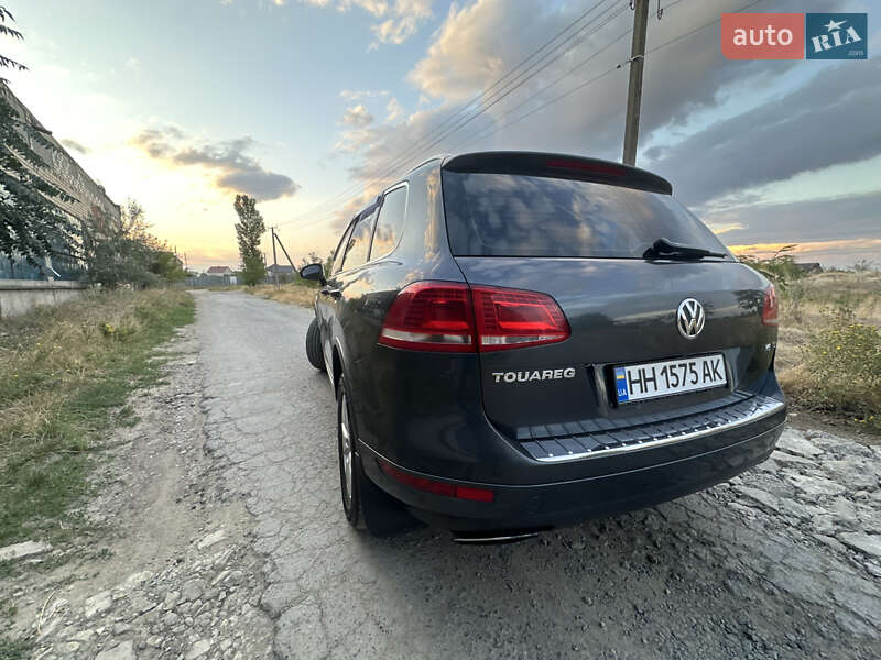Внедорожник / Кроссовер Volkswagen Touareg 2013 в Одессе фото 15 Внедорожник / Кроссовер Volkswagen Touareg 2013 в Одессе