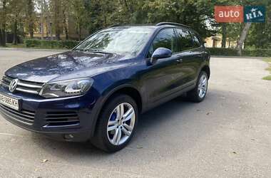 Внедорожник / Кроссовер Volkswagen Touareg 2013 в Виннице