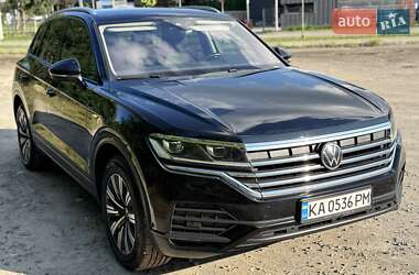 Позашляховик / Кросовер Volkswagen Touareg 2021 в Львові