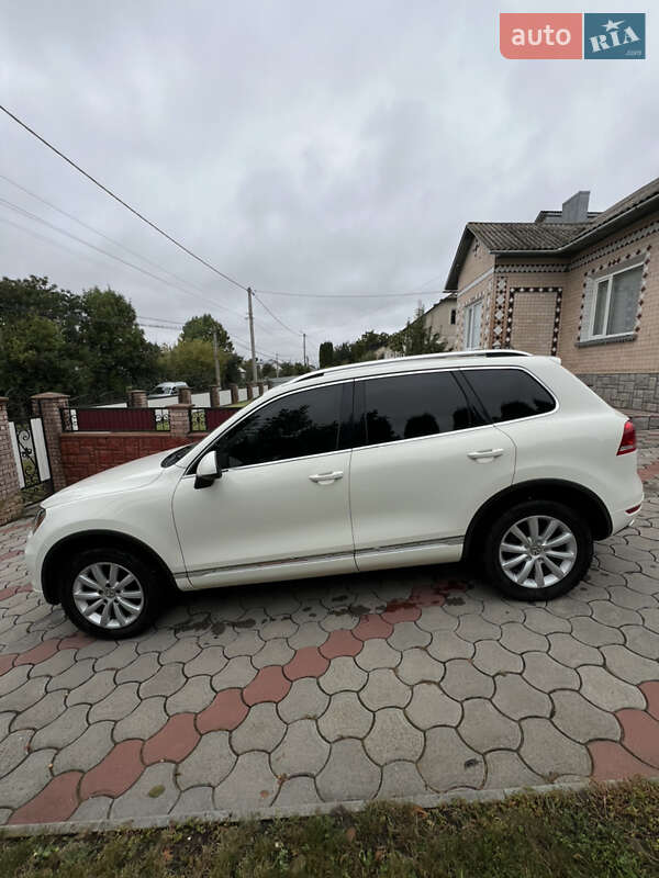Внедорожник / Кроссовер Volkswagen Touareg 2010 в Теребовле