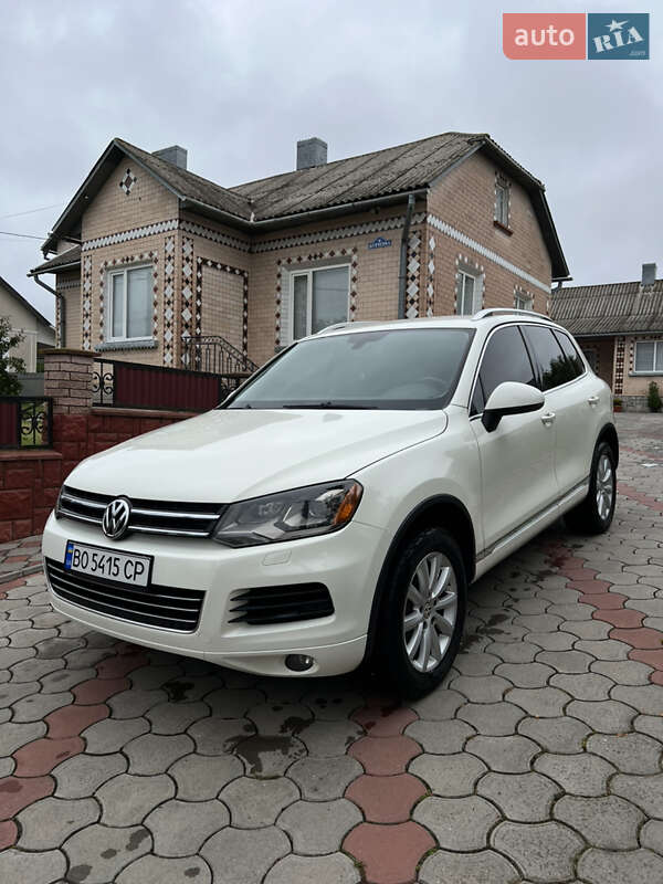 Внедорожник / Кроссовер Volkswagen Touareg 2010 в Теребовле