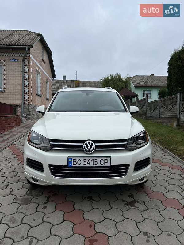 Внедорожник / Кроссовер Volkswagen Touareg 2010 в Теребовле