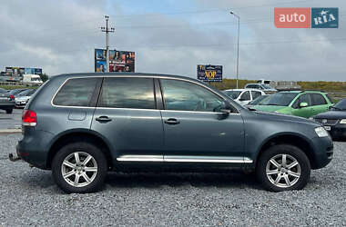 Внедорожник / Кроссовер Volkswagen Touareg 2004 в 