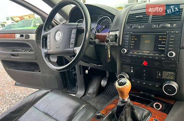 Внедорожник / Кроссовер Volkswagen Touareg 2004 в 