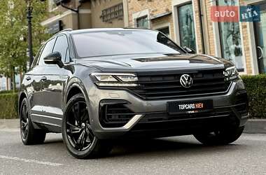 Внедорожник / Кроссовер Volkswagen Touareg 2023 в Киеве
