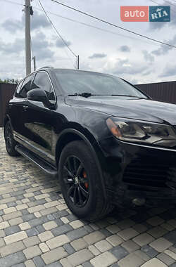 Внедорожник / Кроссовер Volkswagen Touareg 2010 в 