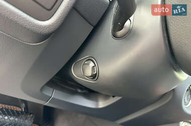 Внедорожник / Кроссовер Volkswagen Touareg 2011 в 