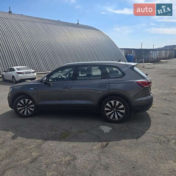Внедорожник / Кроссовер Volkswagen Touareg 2021 в Кривом Роге фото 7 Внедорожник / Кроссовер Volkswagen Touareg 2021 в Кривом Роге