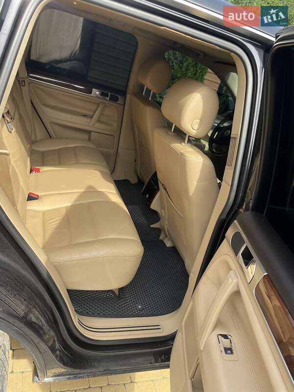 Позашляховик / Кросовер Volkswagen Touareg 2007 в Тернополі