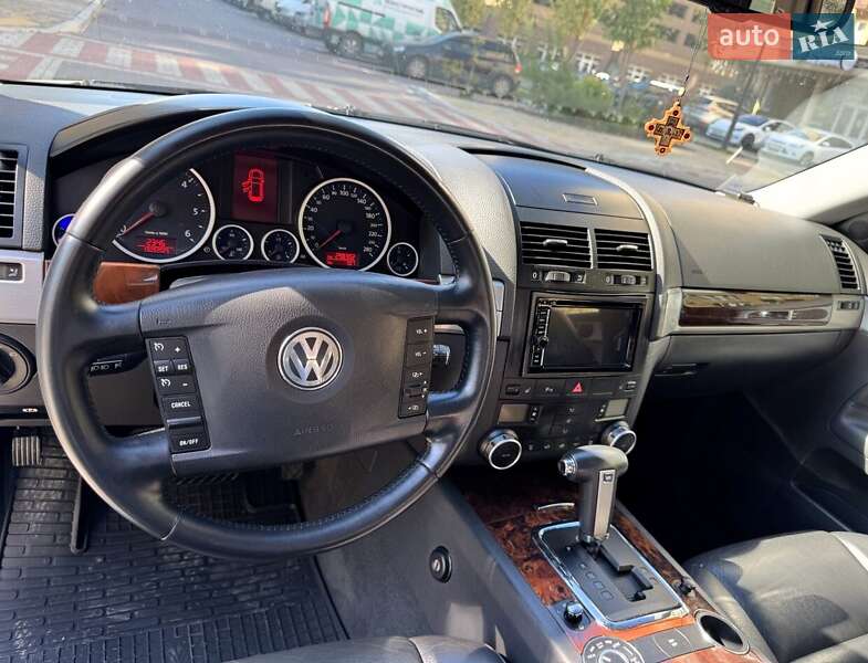 Позашляховик / Кросовер Volkswagen Touareg 2007 в Києві фото 15 Позашляховик / Кросовер Volkswagen Touareg 2007 в Києві