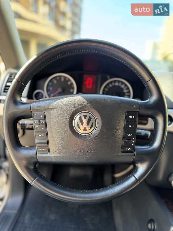 Позашляховик / Кросовер Volkswagen Touareg 2007 в Києві фото 19 Позашляховик / Кросовер Volkswagen Touareg 2007 в Києві