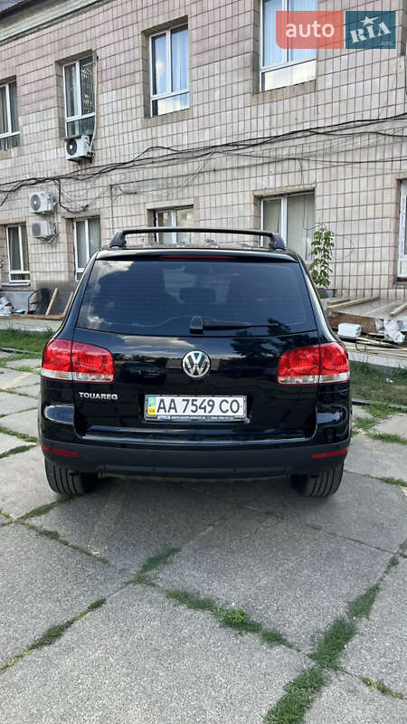 Позашляховик / Кросовер Volkswagen Touareg 2007 в Києві