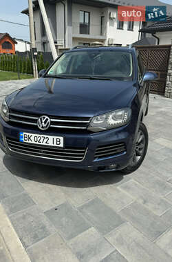 Внедорожник / Кроссовер Volkswagen Touareg 2010 в Иршаве