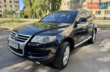 Позашляховик / Кросовер Volkswagen Touareg 2007 в Кам'янському