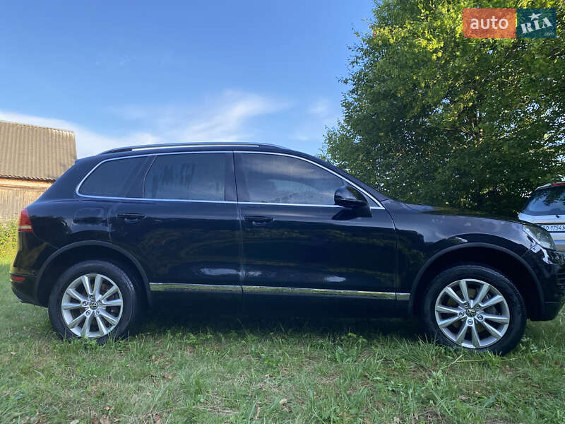 Позашляховик / Кросовер Volkswagen Touareg 2012 в Києві фото 4 Позашляховик / Кросовер Volkswagen Touareg 2012 в Києві