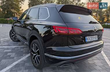 Внедорожник / Кроссовер Volkswagen Touareg 2023 в 