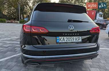 Внедорожник / Кроссовер Volkswagen Touareg 2023 в 