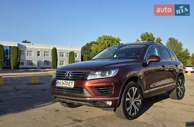 Внедорожник / Кроссовер Volkswagen Touareg 2017 в 