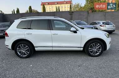 Внедорожник / Кроссовер Volkswagen Touareg 2014 в 