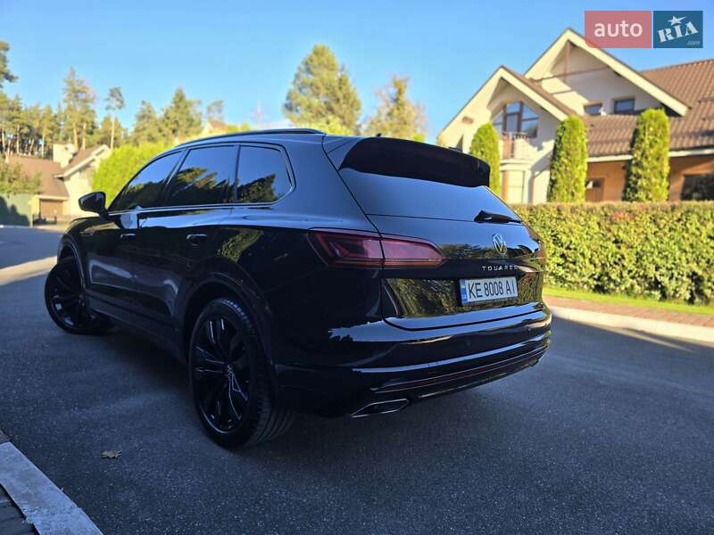 Внедорожник / Кроссовер Volkswagen Touareg 2022 в Ирпене