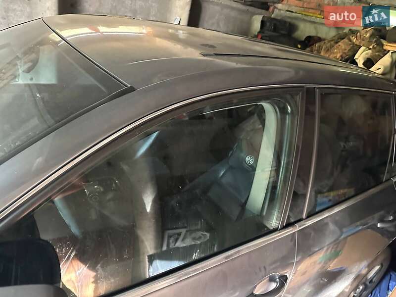 Внедорожник / Кроссовер Volkswagen Touareg 2004 в Львове фото 7 Внедорожник / Кроссовер Volkswagen Touareg 2004 в Львове