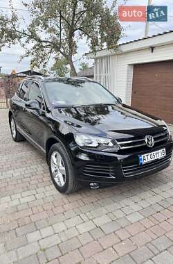 Внедорожник / Кроссовер Volkswagen Touareg 2013 в Ивано-Франковске