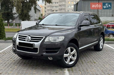 Внедорожник / Кроссовер Volkswagen Touareg 2007 в Киеве
