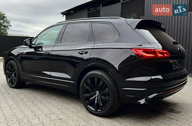 Внедорожник / Кроссовер Volkswagen Touareg 2022 в 