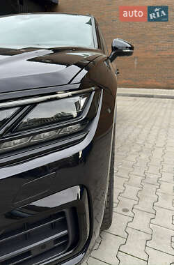 Внедорожник / Кроссовер Volkswagen Touareg 2022 в 