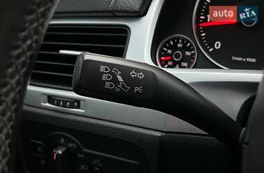 Внедорожник / Кроссовер Volkswagen Touareg 2013 в 