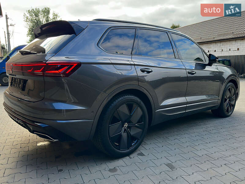 Позашляховик / Кросовер Volkswagen Touareg 2023 в Козятині