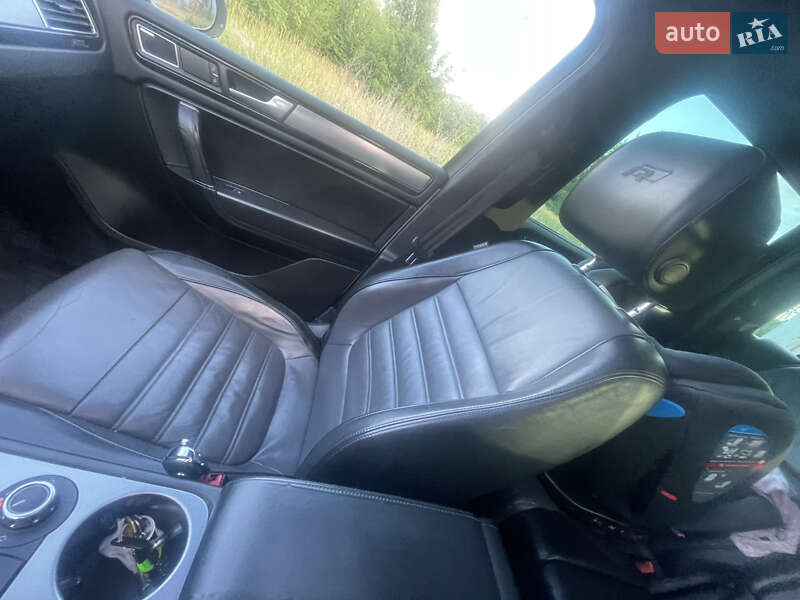 Позашляховик / Кросовер Volkswagen Touareg 2012 в Дніпрі фото 28 Позашляховик / Кросовер Volkswagen Touareg 2012 в Дніпрі
