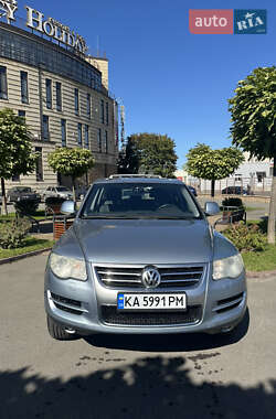 Внедорожник / Кроссовер Volkswagen Touareg 2008 в Киеве