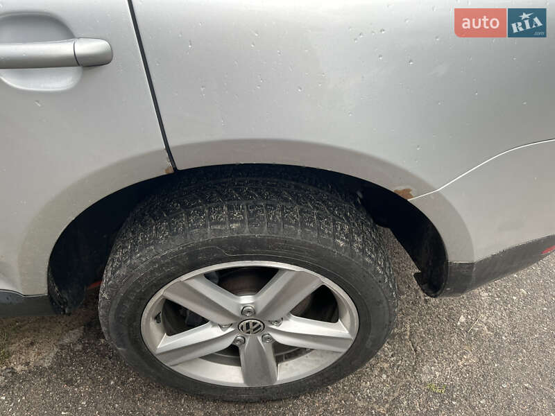 Внедорожник / Кроссовер Volkswagen Touareg 2004 в Коростене фото 4 Внедорожник / Кроссовер Volkswagen Touareg 2004 в Коростене