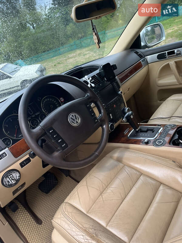 Внедорожник / Кроссовер Volkswagen Touareg 2004 в Коростене фото 6 Внедорожник / Кроссовер Volkswagen Touareg 2004 в Коростене