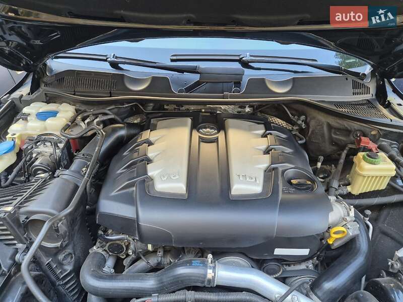 Внедорожник / Кроссовер Volkswagen Touareg 2010 в Запорожье фото 2 Внедорожник / Кроссовер Volkswagen Touareg 2010 в Запорожье
