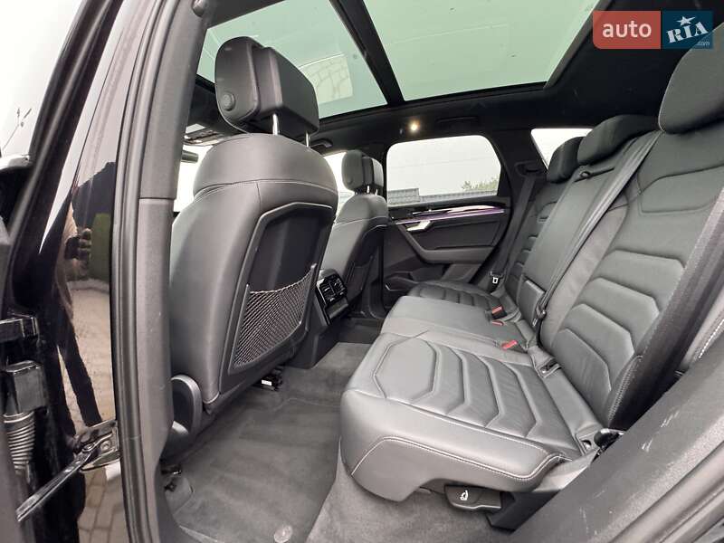 Внедорожник / Кроссовер Volkswagen Touareg 2019 в Львове фото 33 Внедорожник / Кроссовер Volkswagen Touareg 2019 в Львове