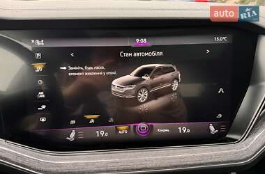 Внедорожник / Кроссовер Volkswagen Touareg 2019 в 