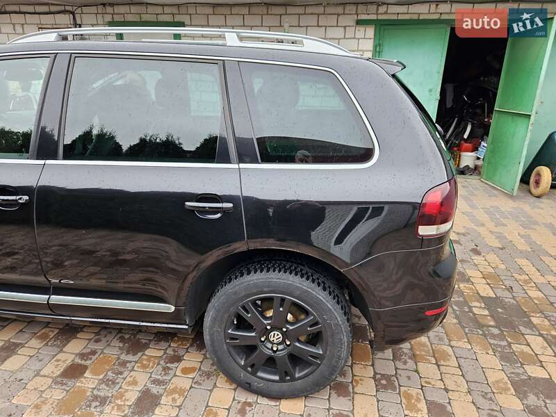 Внедорожник / Кроссовер Volkswagen Touareg 2008 в Броварах