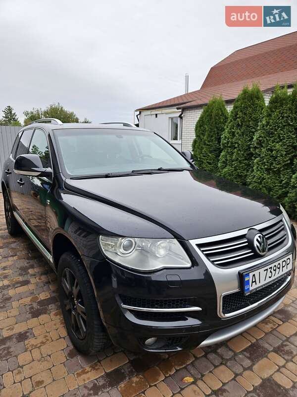 Внедорожник / Кроссовер Volkswagen Touareg 2008 в Броварах