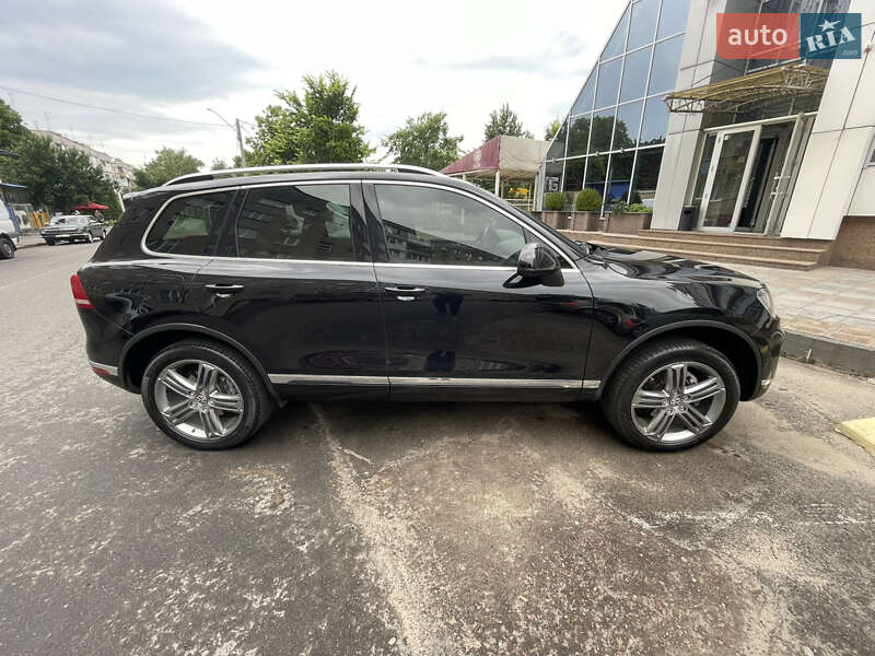 Внедорожник / Кроссовер Volkswagen Touareg 2015 в Житомире фото 4 Внедорожник / Кроссовер Volkswagen Touareg 2015 в Житомире
