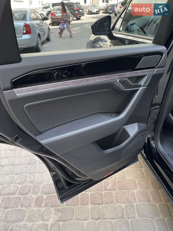 Внедорожник / Кроссовер Volkswagen Touareg 2020 в Ивано-Франковске фото 19 Внедорожник / Кроссовер Volkswagen Touareg 2020 в Ивано-Франковске