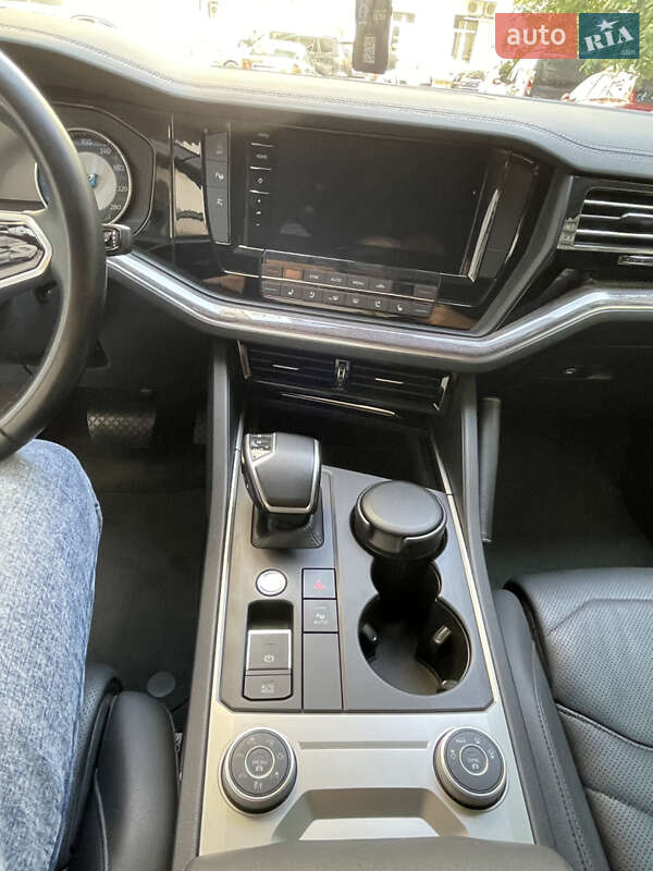 Внедорожник / Кроссовер Volkswagen Touareg 2020 в Ивано-Франковске фото 24 Внедорожник / Кроссовер Volkswagen Touareg 2020 в Ивано-Франковске
