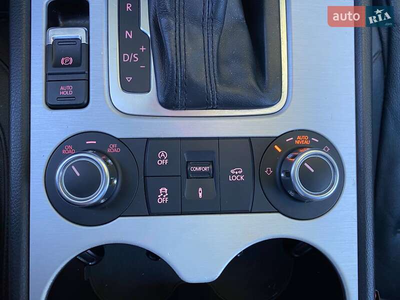 Внедорожник / Кроссовер Volkswagen Touareg 2014 в Хмельницком фото 27 Внедорожник / Кроссовер Volkswagen Touareg 2014 в Хмельницком