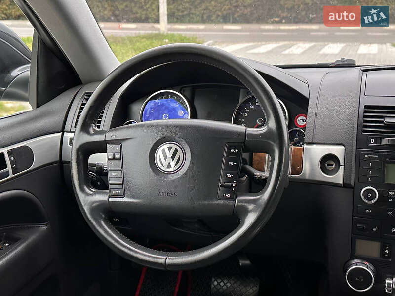 Внедорожник / Кроссовер Volkswagen Touareg 2008 в Дрогобыче