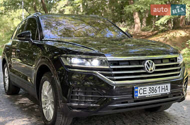 Внедорожник / Кроссовер Volkswagen Touareg 2019 в 