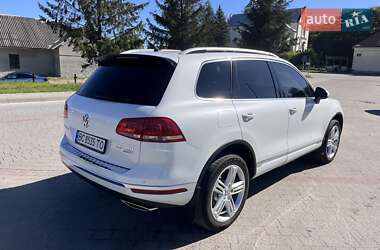 Внедорожник / Кроссовер Volkswagen Touareg 2016 в 