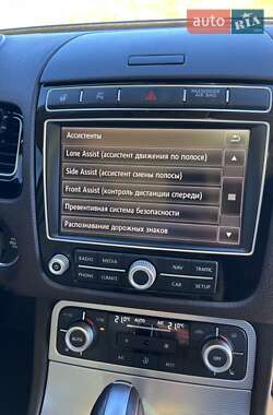 Внедорожник / Кроссовер Volkswagen Touareg 2016 в 