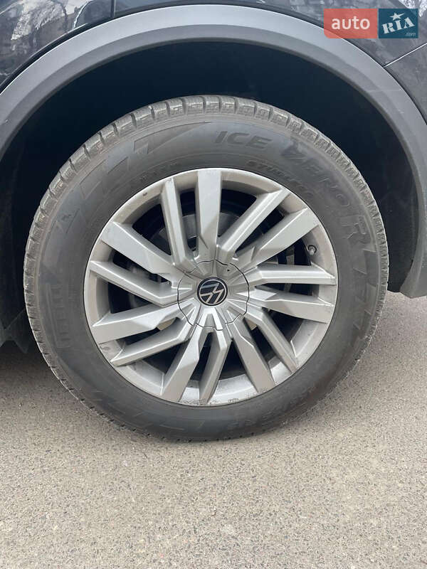 Внедорожник / Кроссовер Volkswagen Touareg 2020 в Николаеве фото 5 Внедорожник / Кроссовер Volkswagen Touareg 2020 в Николаеве